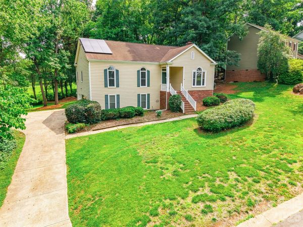 2001 Colony Hill Drive, Charlotte, NC 28214