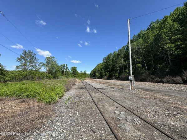 612 PA-107 , Factoryville, PA 18419