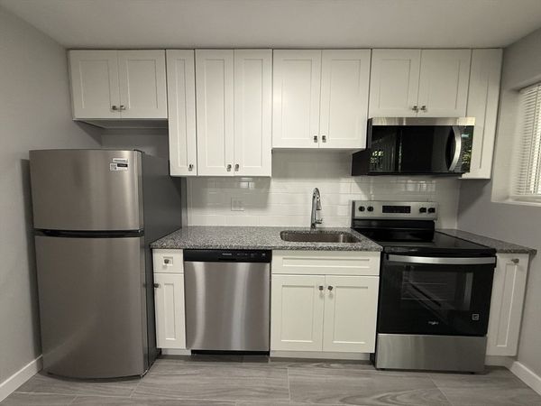 565 Hyde Park Ave., Unit 2, Boston, MA 02131