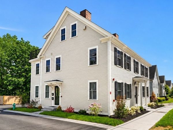 101B Market Street, Unit B, Amesbury, MA 01913