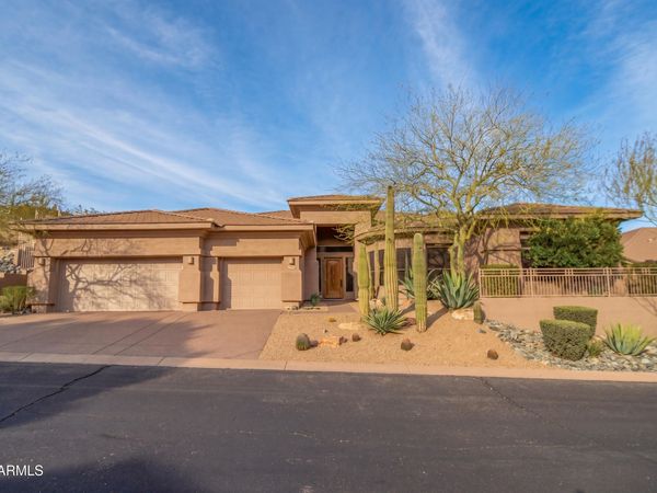 14221 S 2ND Street, Phoenix, AZ 85048