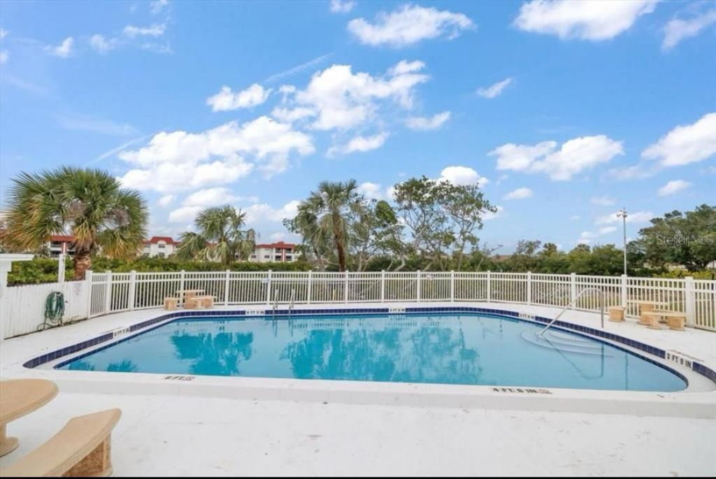 4510 Overlook Drive Ne, Unit 225, Saint Petersburg, FL 33703 Photo