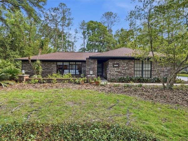 3705 NW 25TH AVENUE , GAINESVILLE, FL 32605