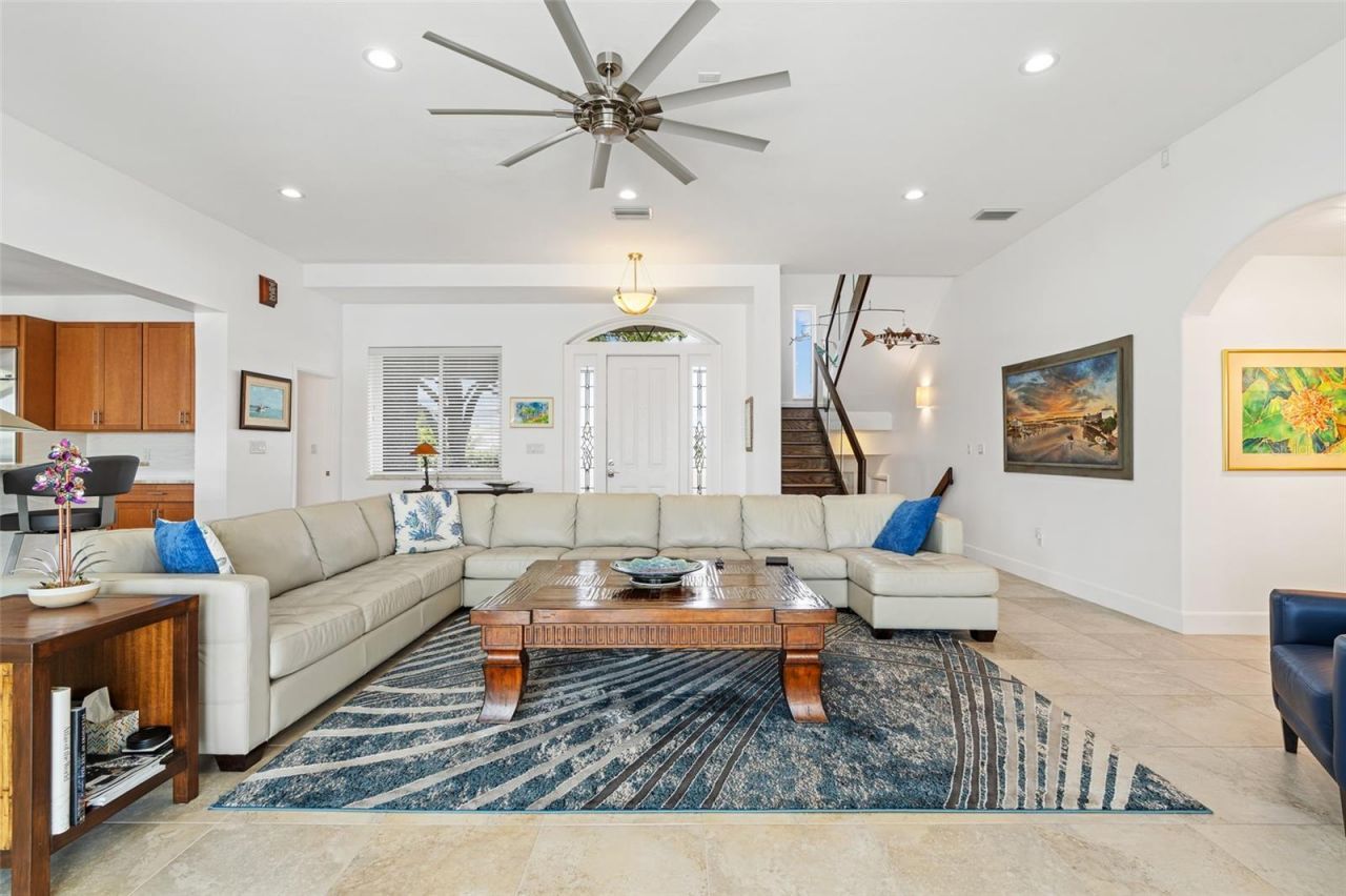 833 Ponce De Leon Drive, Tierra Verde, FL 33715 Photo