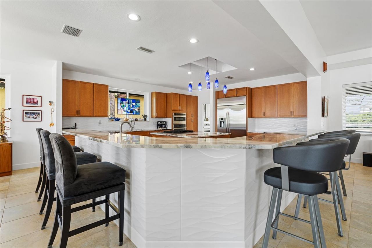833 Ponce De Leon Drive, Tierra Verde, FL 33715 Photo