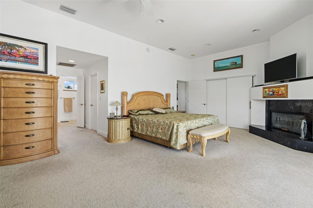 833 Ponce De Leon Drive, Tierra Verde, FL 33715 Photo