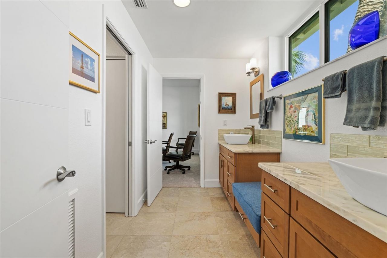 833 Ponce De Leon Drive, Tierra Verde, FL 33715 Photo