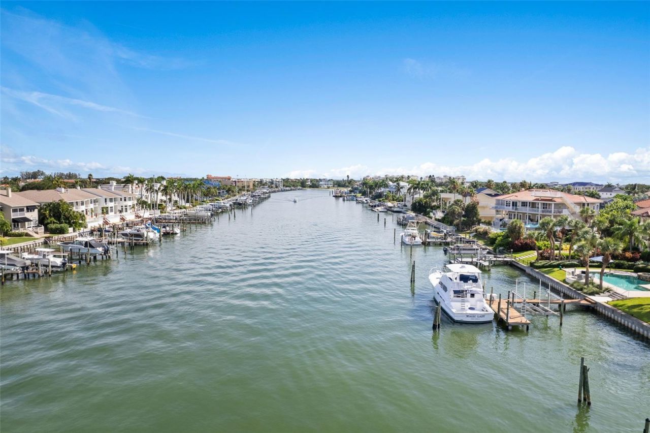 833 Ponce De Leon Drive, Tierra Verde, FL 33715 Photo