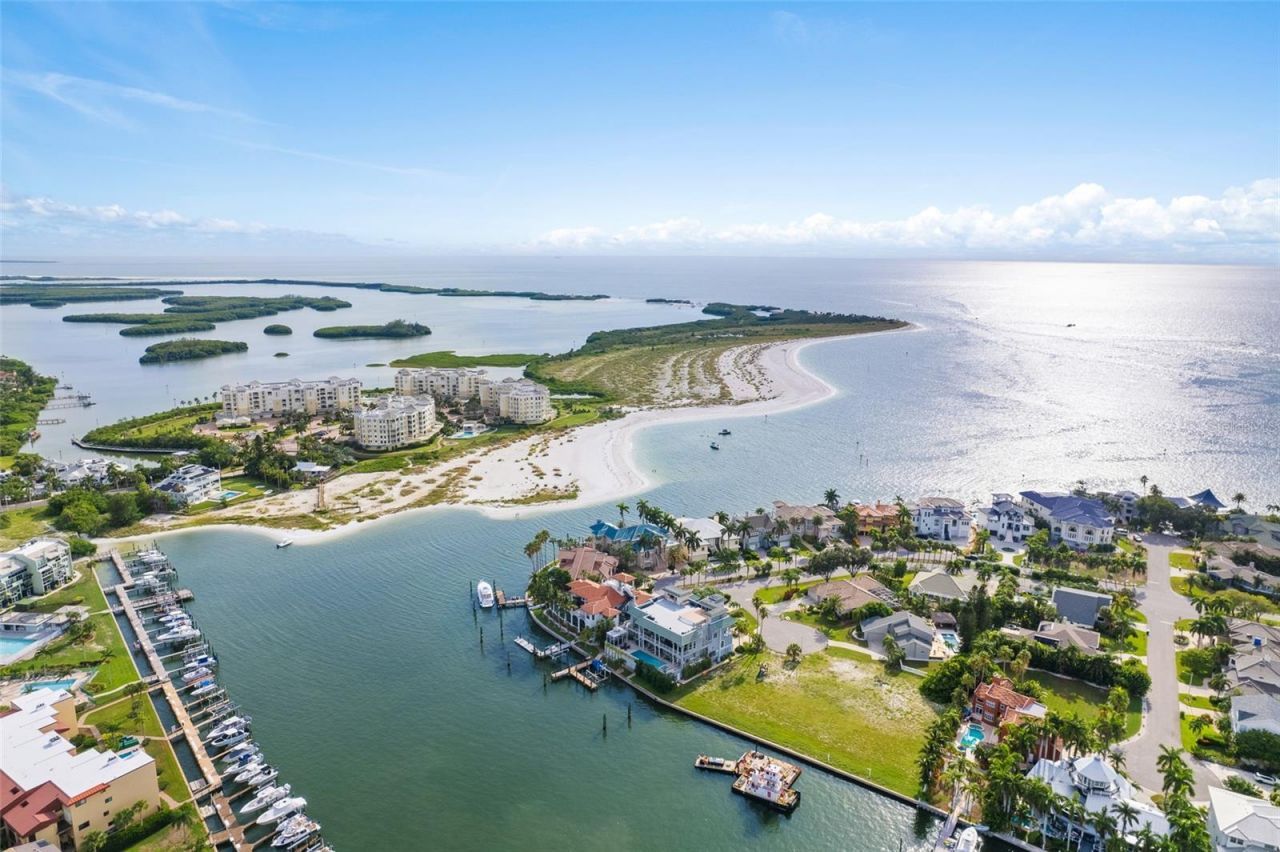 833 Ponce De Leon Drive, Tierra Verde, FL 33715 Photo