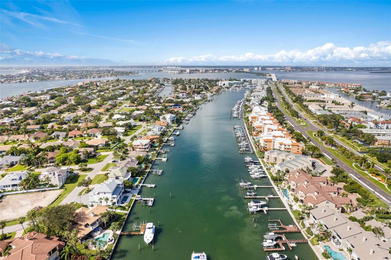 833 Ponce De Leon Drive, Tierra Verde, FL 33715 Photo