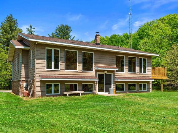 2401 LAKEVIEW DRIVE, Junction City, WI 54443