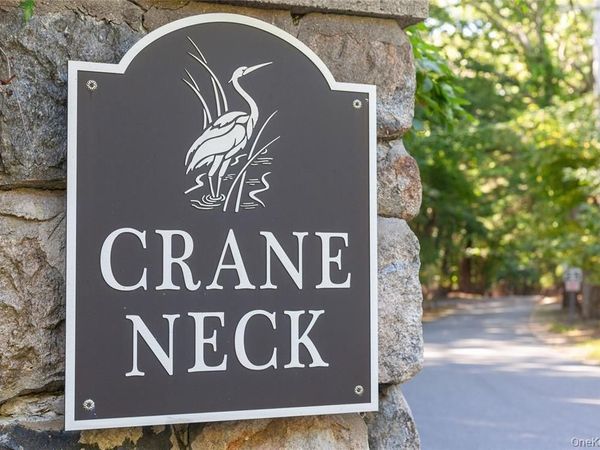 47 Crane Neck Road , Setauket, NY 11733