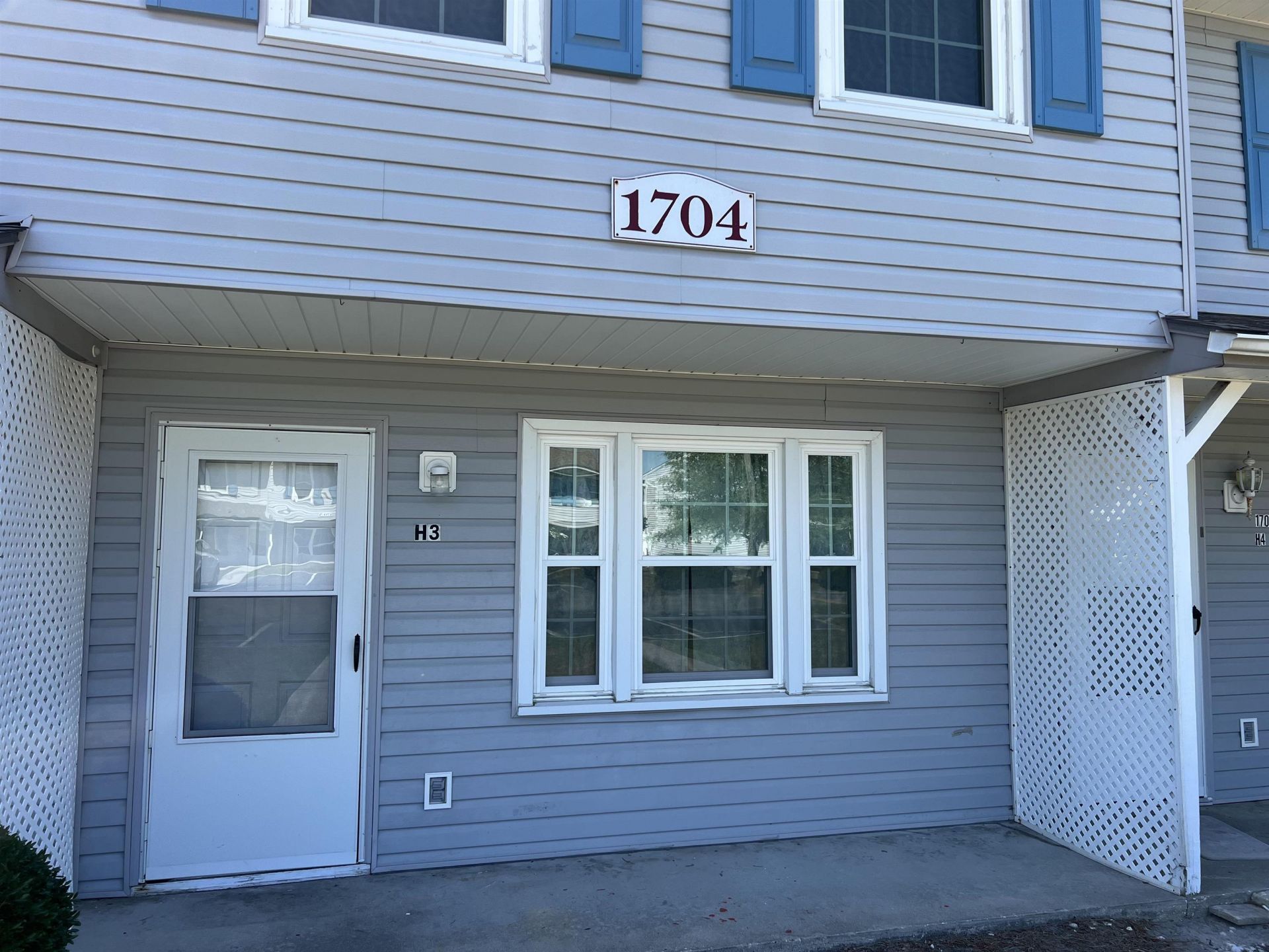 1704 Fawn Vista Dr. N  Photo 30