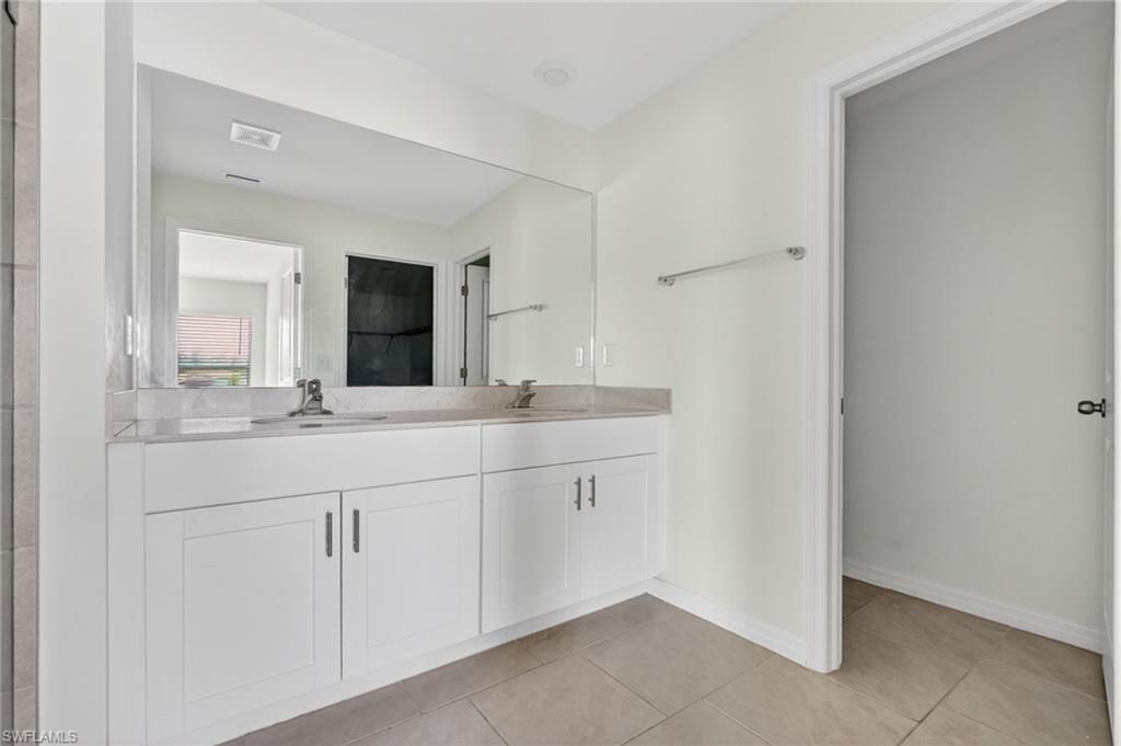 4007 San Clemente Ct , North Fort Myers, FL 33917 Photo