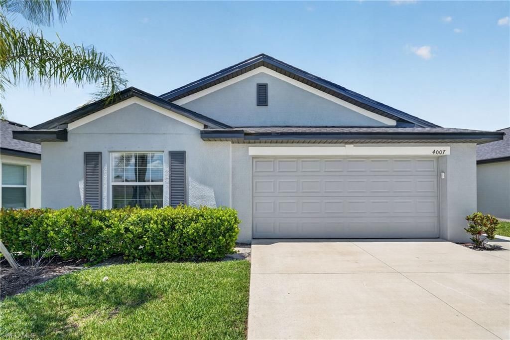 4007 San Clemente Ct , North Fort Myers, FL 33917 Photo