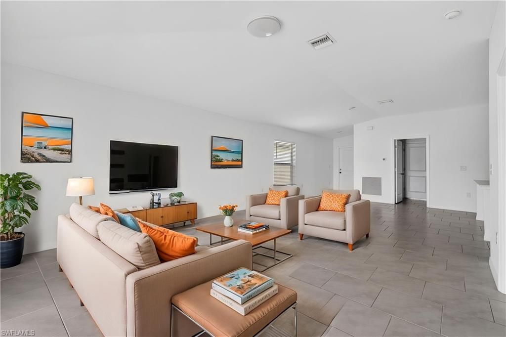4007 San Clemente Ct , North Fort Myers, FL 33917 Photo