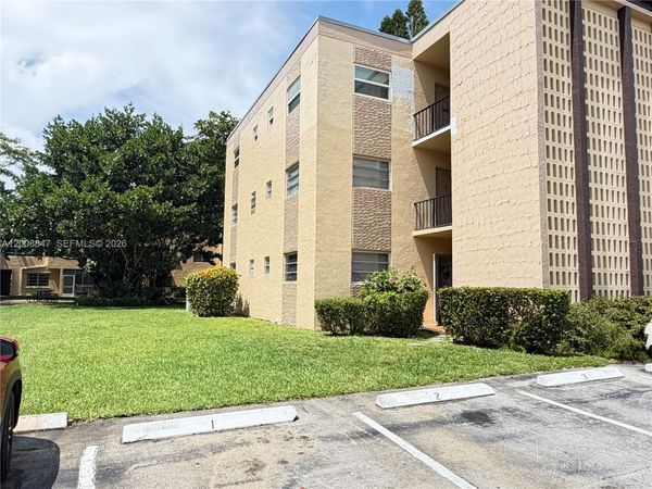 101 Berkley Rd , Unit 101, Hollywood, FL 33024