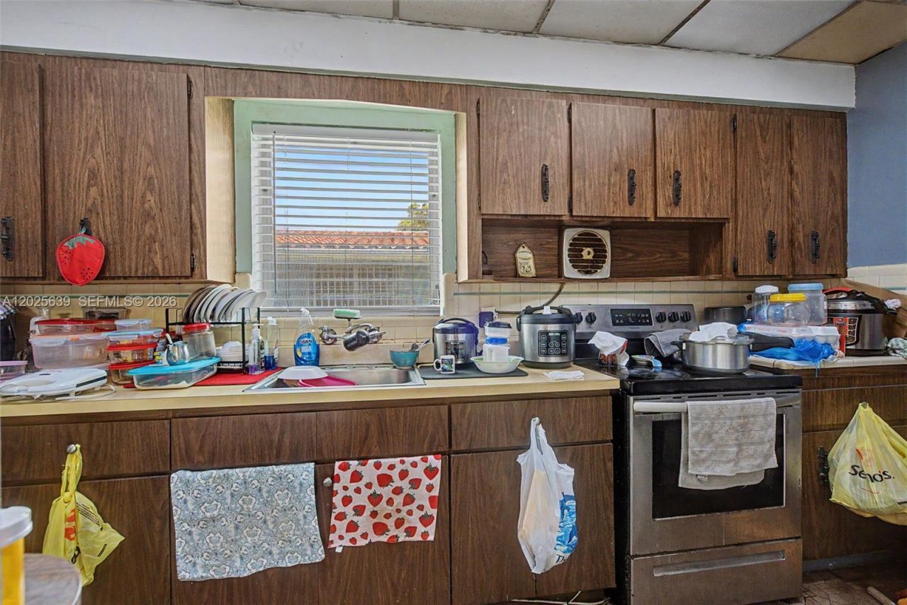 Please Call For Address, Miami, FL 33135 Photo