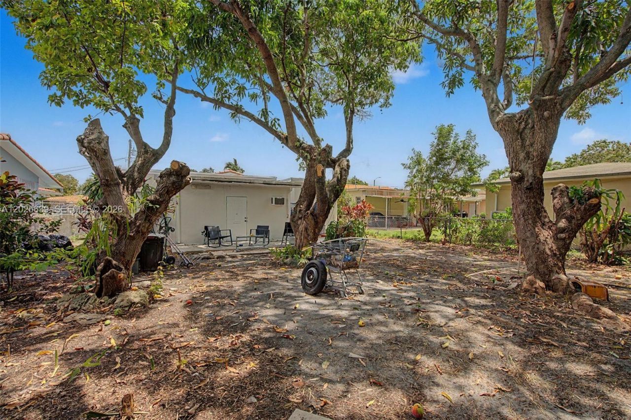 Please Call For Address, Miami, FL 33135 Photo