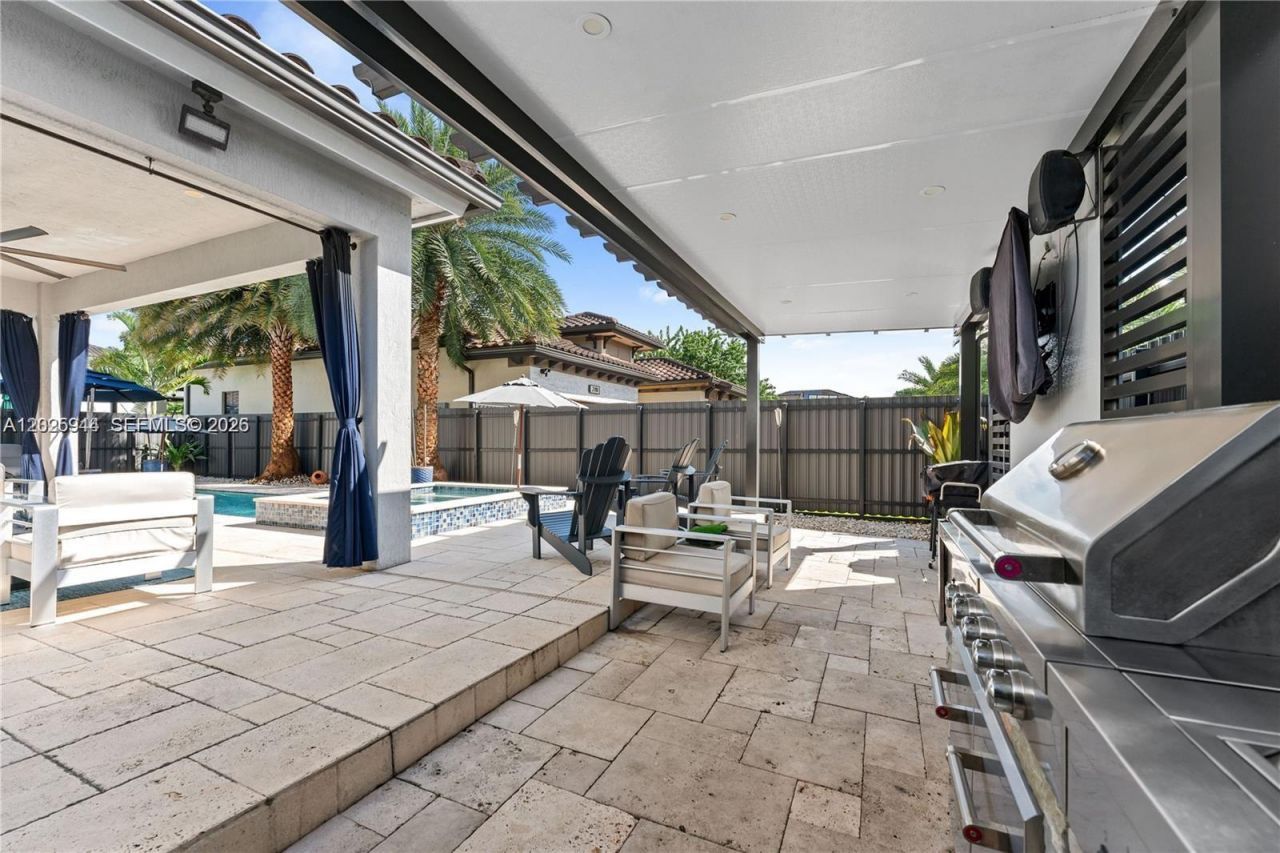 14856 SW 27th Ter , Miami, FL 33185 Photo