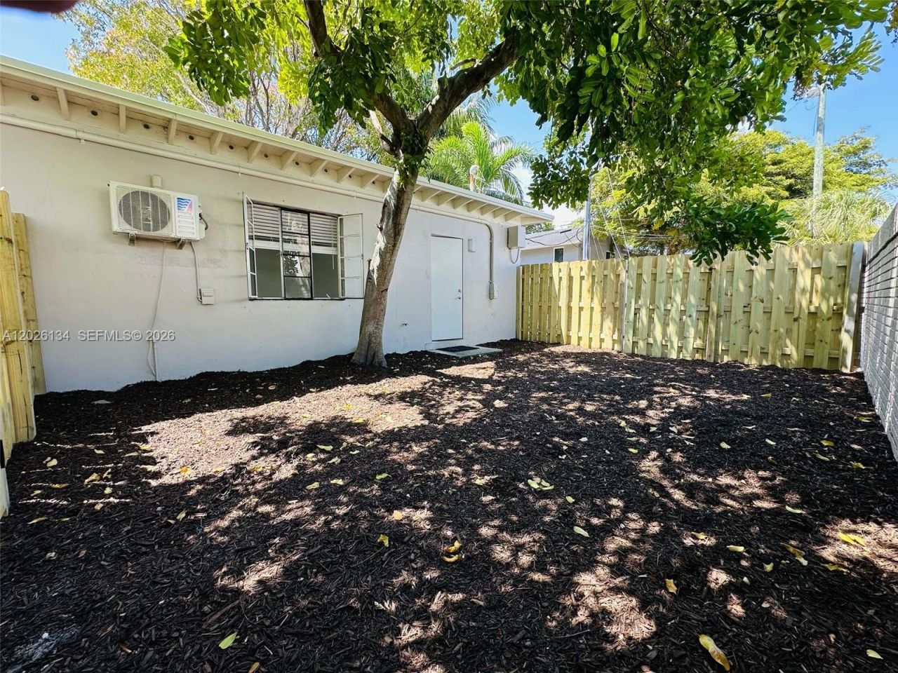 417 SE 14th Ct, Unit 4, Fort Lauderdale, FL 33316 Photo