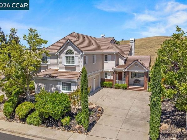 3051 Miwok Way, Clayton, CA 94517