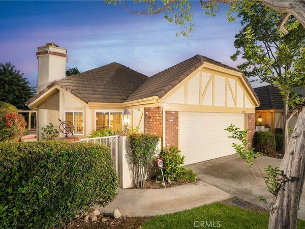 2184 Paris Circle, Upland, CA 91784