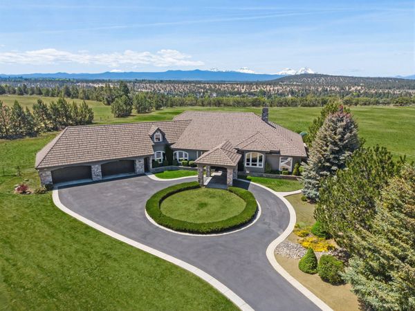 20180 Winston Loop, Bend, OR 97703