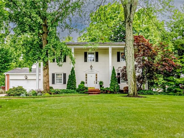 320 Deauville Drive, Washington TWP, OH 45429