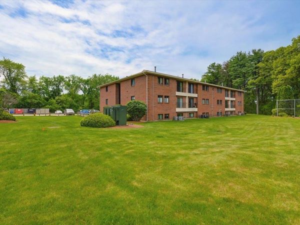 525 Abbott Farm Lane, Unit 525, Hudson, NH 03051
