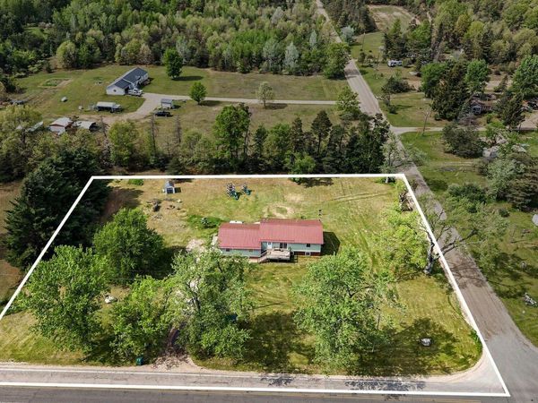 6022 13 Mile Road, Mecosta, MI 49332
