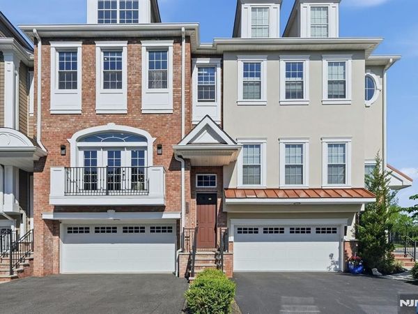 202 Brandon Court, MONTVALE, NJ 07645