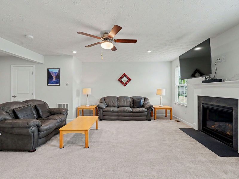 157 Cresting Road, Fairborn, OH 45324 Photo 10