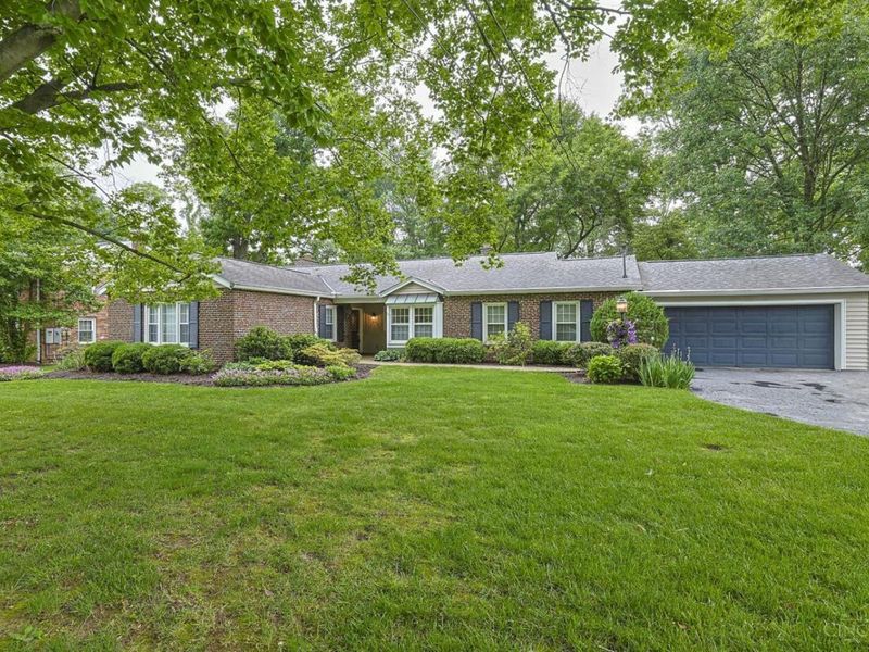 8853 Hollyhock Drive, Springfield Twp., OH 45231 Photo 1