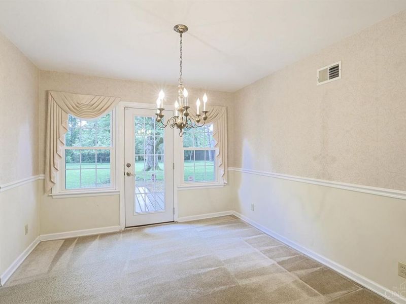 8853 Hollyhock Drive, Springfield Twp., OH 45231 Photo 14