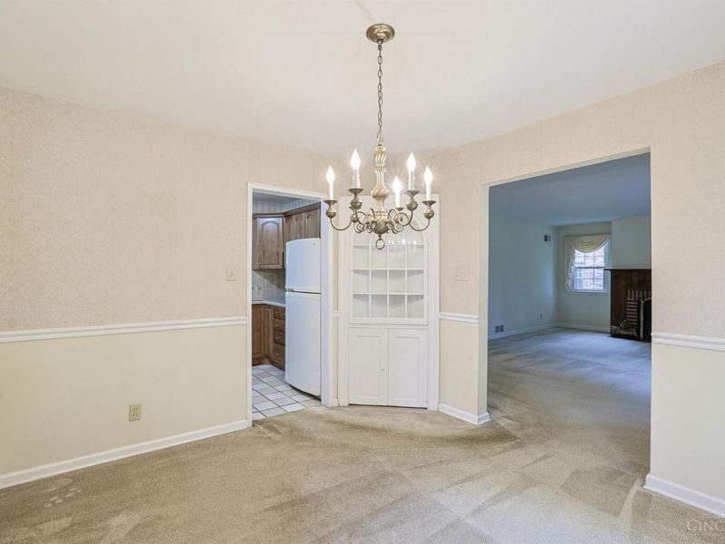 8853 Hollyhock Drive, Springfield Twp., OH 45231 Photo 16