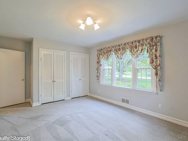 8853 Hollyhock Drive, Cincinnati, OH 45231 Photo 22
