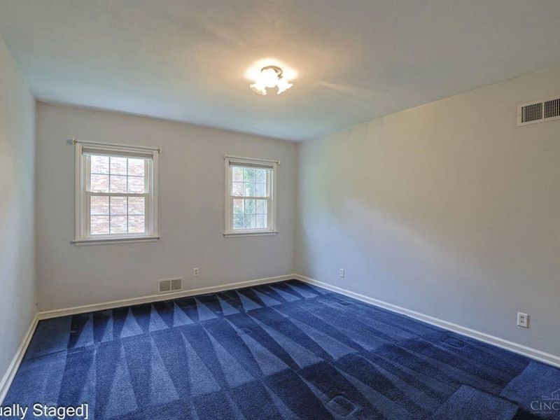 8853 Hollyhock Drive, Cincinnati, OH 45231 Photo 24