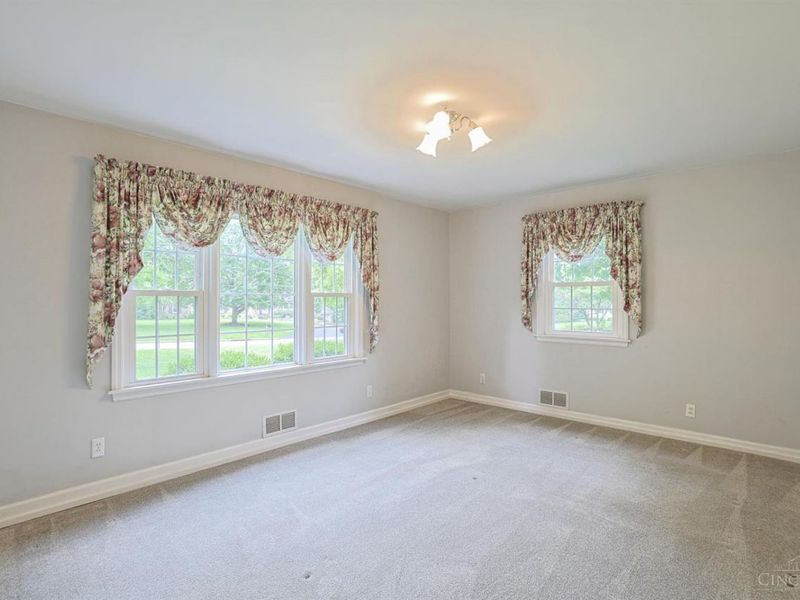 8853 Hollyhock Drive, Springfield Twp., OH 45231 Photo 24