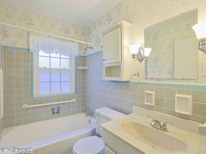 8853 Hollyhock Drive, Cincinnati, OH 45231 Photo 26