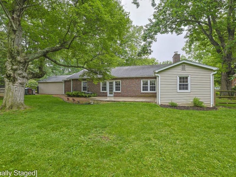 8853 Hollyhock Drive, Cincinnati, OH 45231 Photo 34