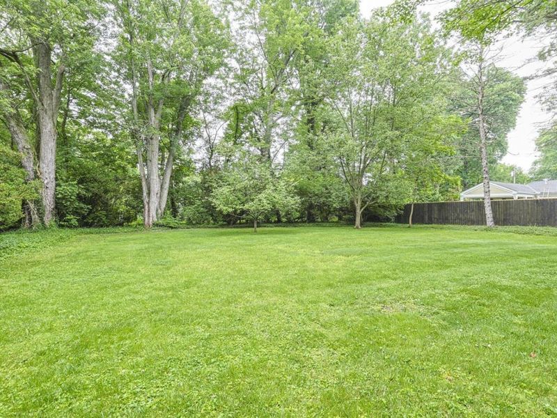 8853 Hollyhock Drive, Springfield Twp., OH 45231 Photo 34