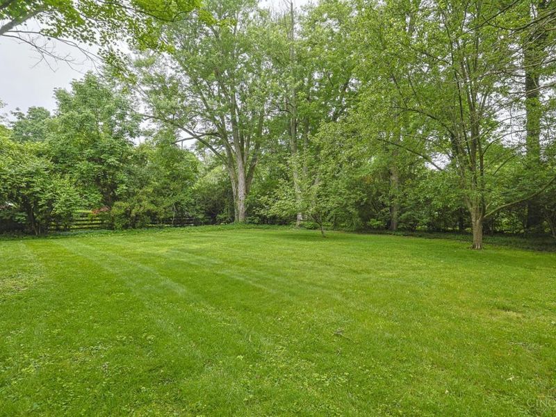 8853 Hollyhock Drive, Springfield Twp., OH 45231 Photo 35