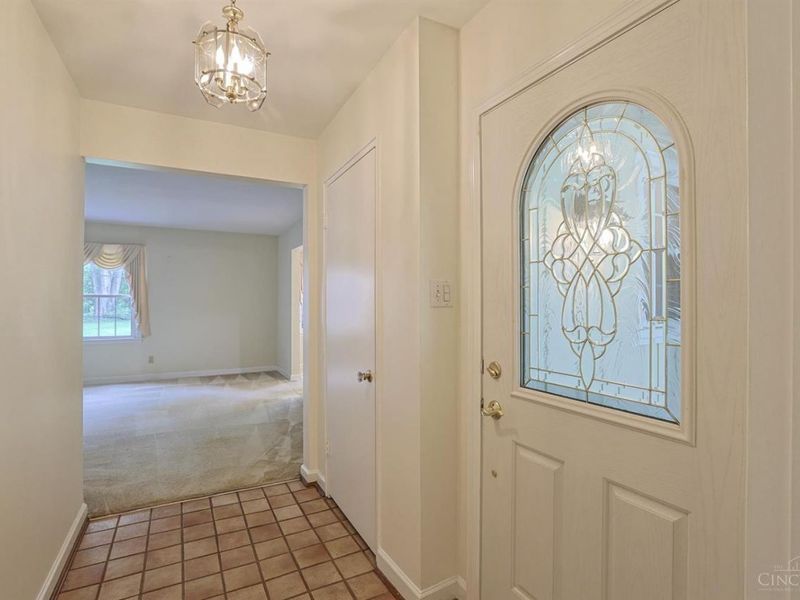 8853 Hollyhock Drive, Springfield Twp., OH 45231 Photo 5