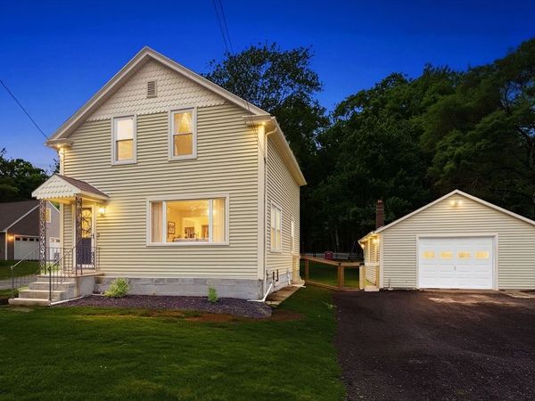 235 Union St, Northbridge, MA 01588