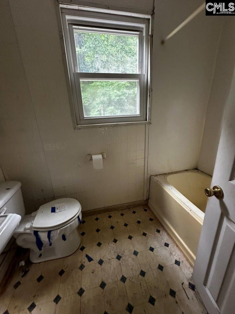 321 Crawford Road Photo 10