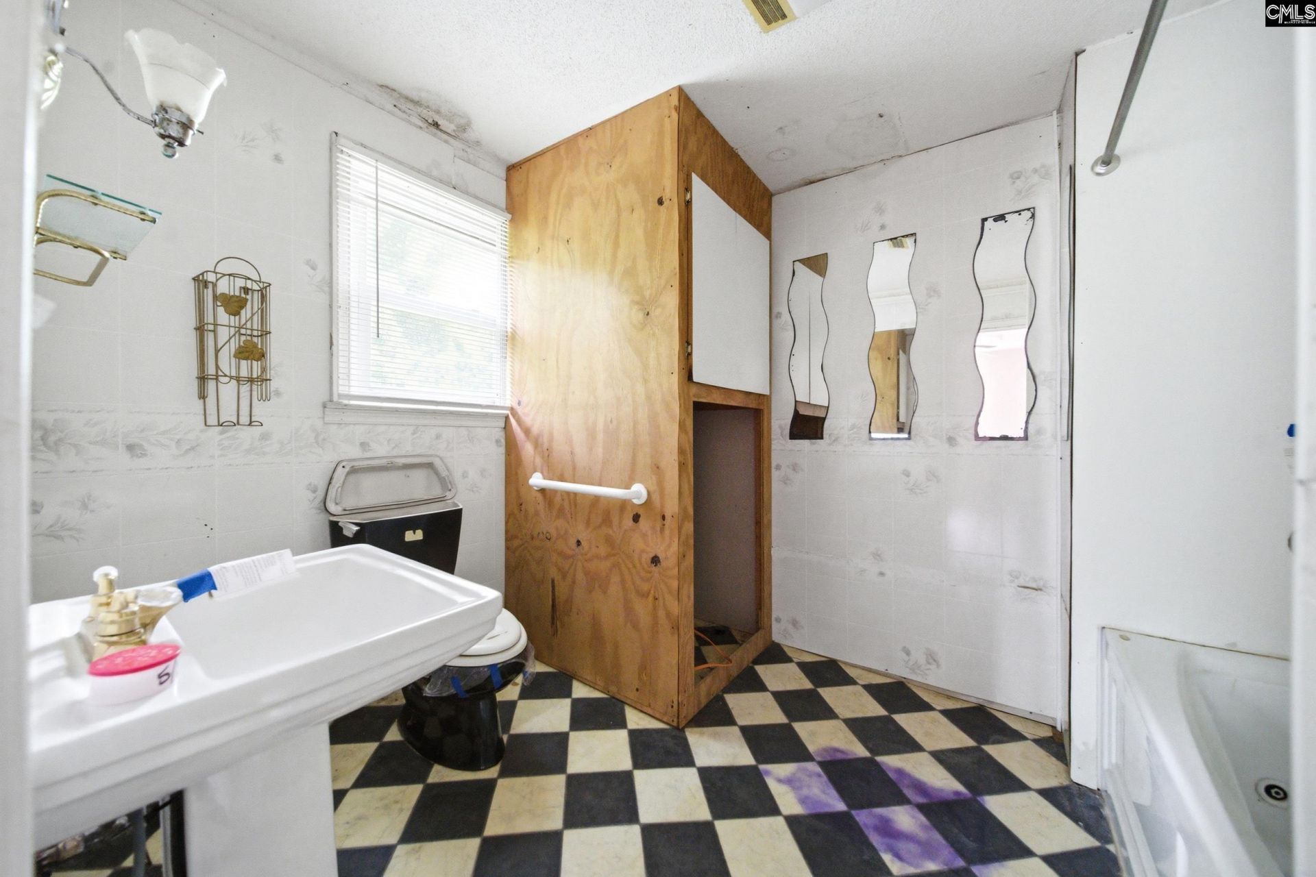 321 Crawford Road Photo 25