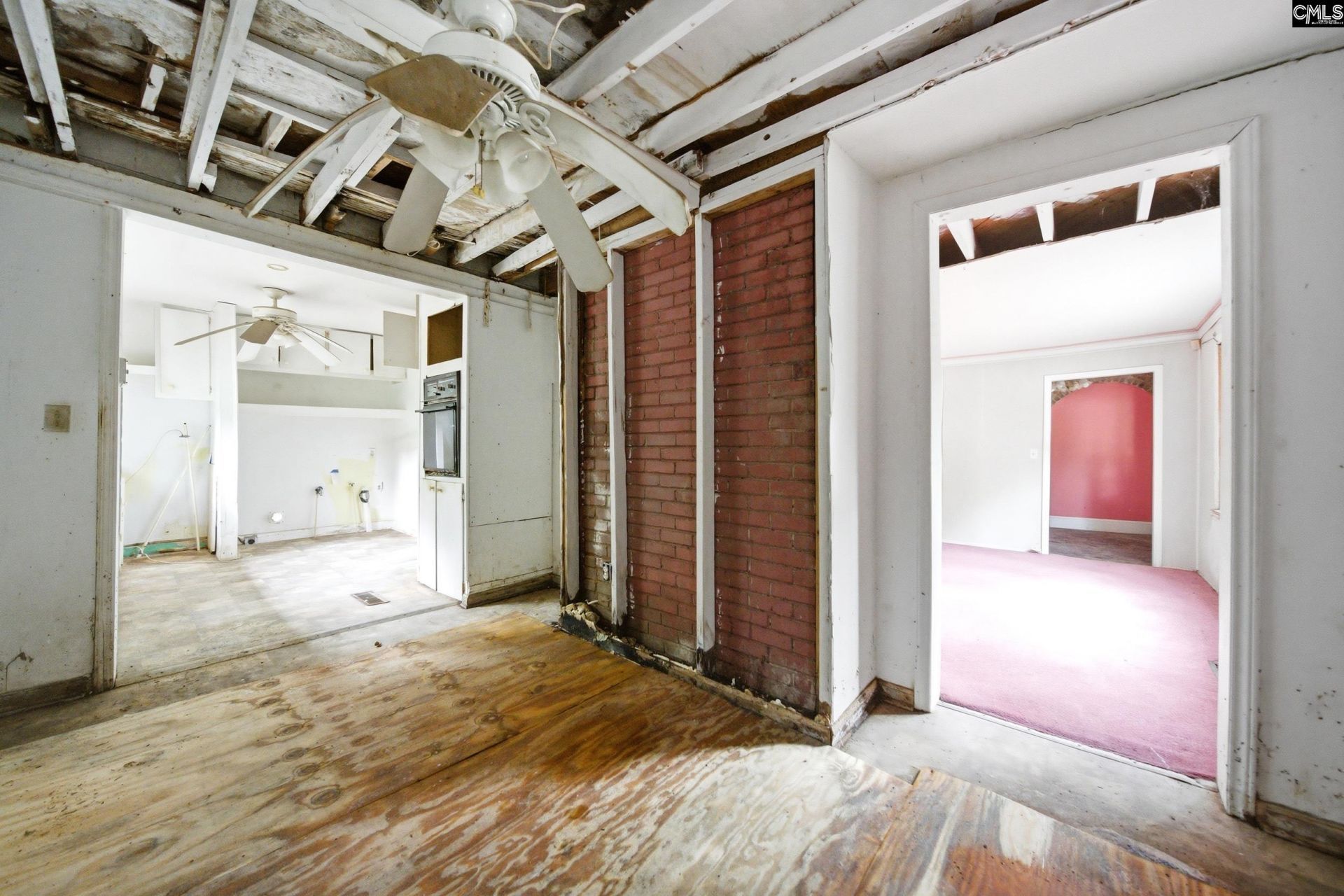 321 Crawford Road Photo 8