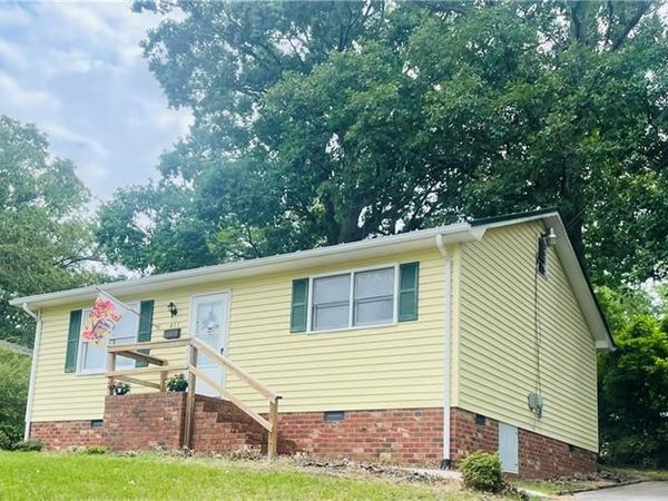 411 Kern Street , Thomasville, NC 27360