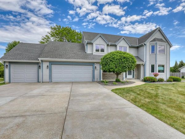 W146N6234 Wigwam COURT, Menomonee Falls, WI 53051